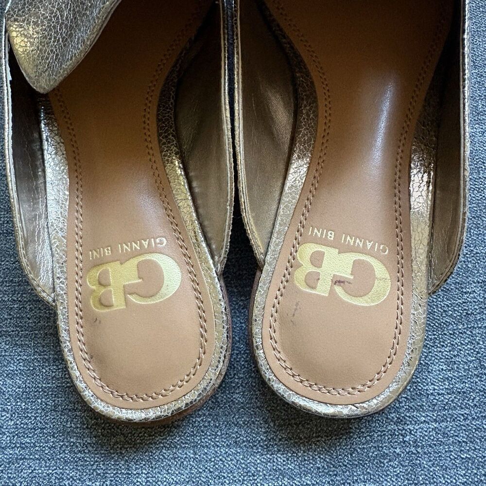 Giani Bini Gold Pebbled Leather Flat Fancy Party Classic Work Fun Shoe Women 5.5 - Picture 5 of 15